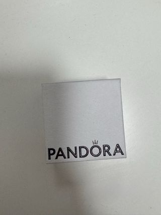 Pendientes Pandora. 