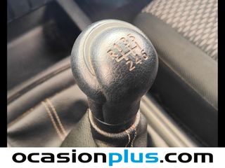 Toyota Hilux 2.4 D-4D Doble Cabina GX 110 kW (150 CV)