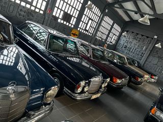 Mercedes-Benz 300d W123