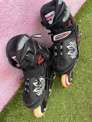 Patines en línea para niño num, 32-35 (pvp 85€)