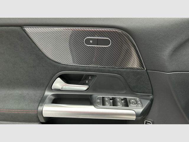 Mercedes Benz GLA GLA 200 D