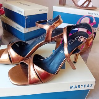 Sandalias Marypaz doradas talla 38