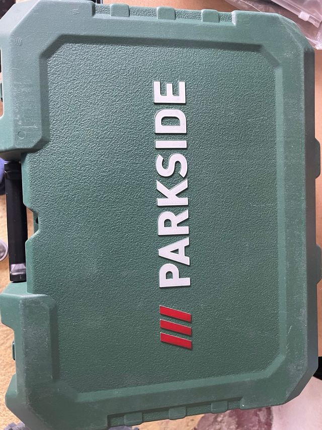 Multiherramienta Parkside con accesorios