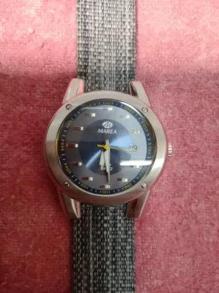 Reloj Marea Esfera Azul y Correa Gris
Caja 40 mm