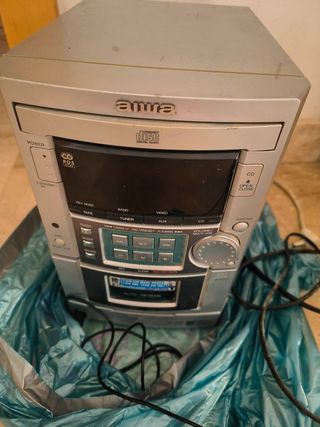 Equipo de música Aiwa CD/Radio/Casetera
