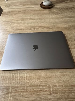 MacBook Pro Gris Espacial