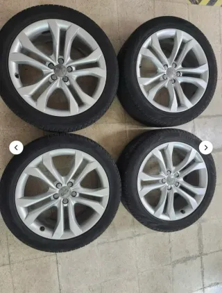 Llantas Audi R20 con neumáticos Pirelli