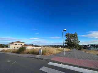 Terreno en venta en Argés