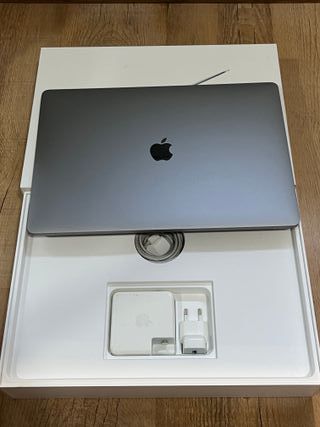 MacBook Pro Retina 15”2019,i9 500GB.SSD,16GB RAM