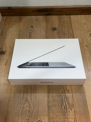 MacBook Pro Retina 15”2019,i9 500GB.SSD,16GB RAM