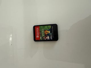 Nintendo Switch Lite Yellow + gioco Luigi Mansio