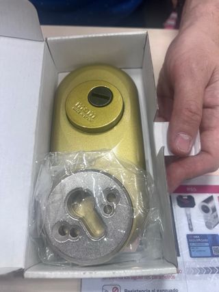 CERRAJEROURGENTE 24H 635265734,VALLADOLID 