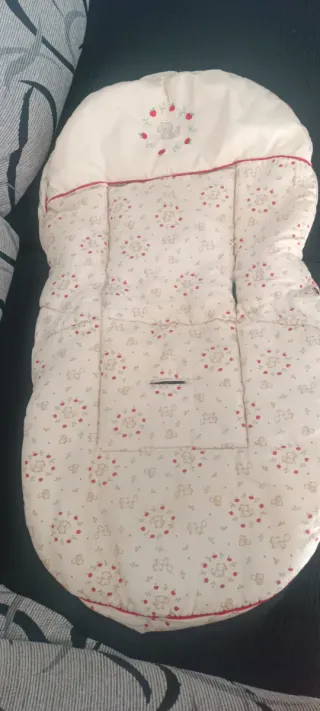 3 piezas bebé: 2 sacos + cambiador