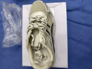 Zapatillas beige talla 36