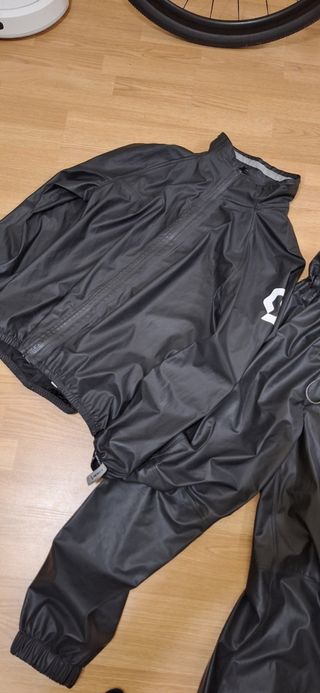 Traje de agua scott