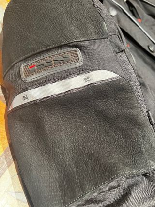 Chaqueta Moto Negra IXS talla S