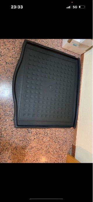 bandeja de mercedes cla de maletero 2014 al 2018
