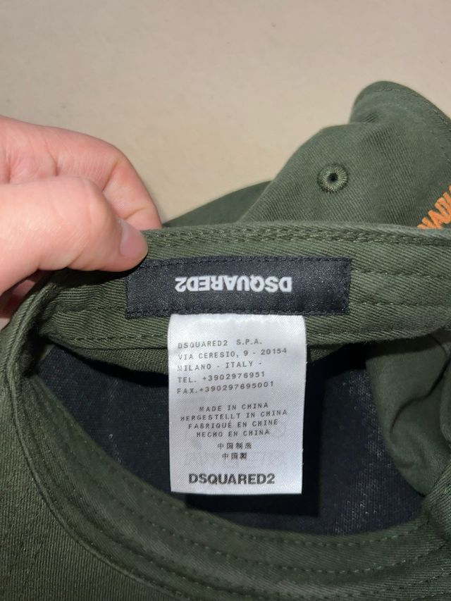 Gorra DSQUARED2 verde y naranja