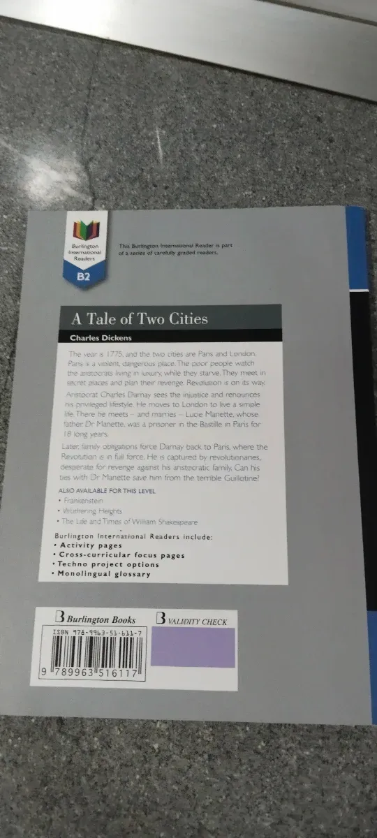 A Tale of Two Cities (Laurel-Leaf Edition)