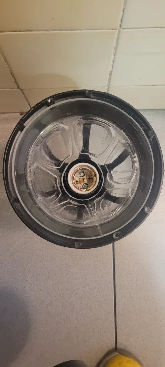 Aplique de exterior sobre muro cristal