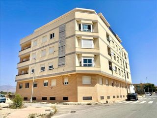 Garaje en venta en Albatera