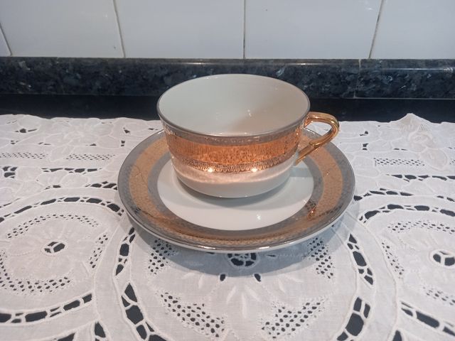 Tazas de porcelana Limoges doradas