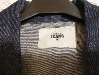 Chaqueta vaquera con pespuntes