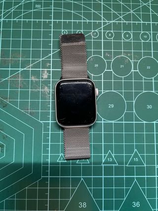 Apple Watch Series 4 44mm Plata y Negro