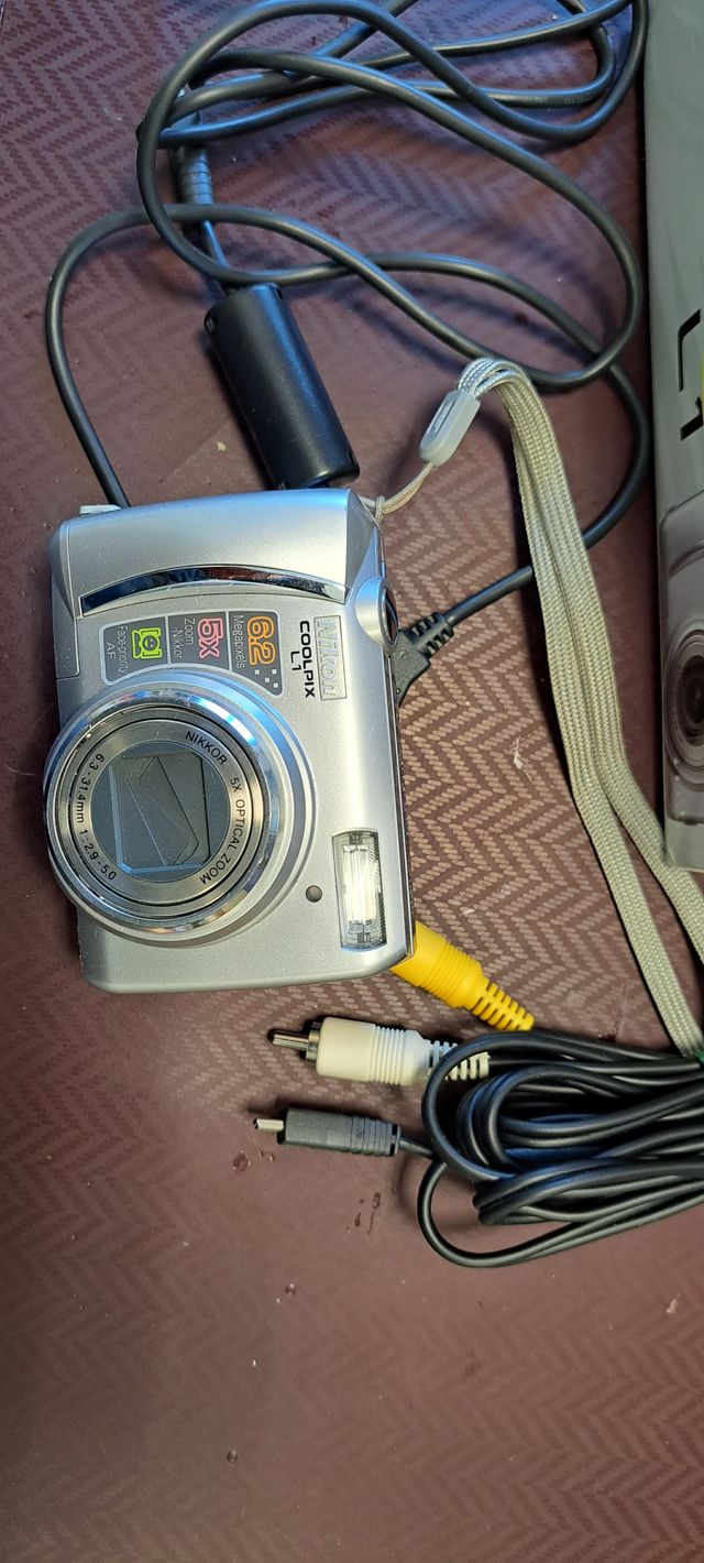 Nikon Coolpix L1 Fotocamera Digitale