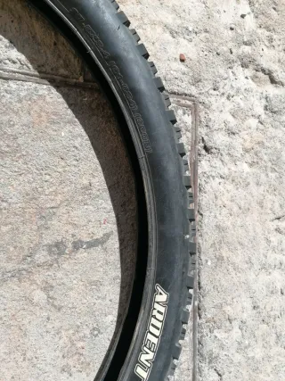 Ruedas Maxxis 27.5 High Roller II y Ardent