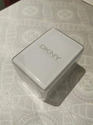 Reloj DKNY NY-3321 Beige y Dorado