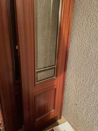 Puertas macizas madera con marco