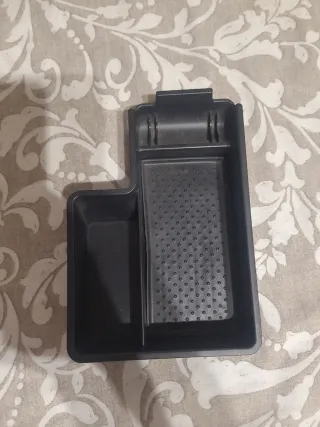 Organizador consola  apoyabrazos Golf 5 mkv