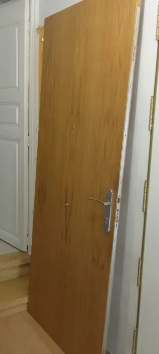 Puerta blindada entrada de casa

