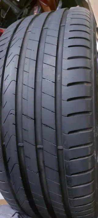 Neumático 225/45 R17 94Y