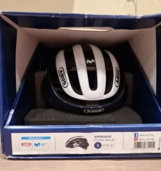 Casco Abus Airbreaker Movistar Team