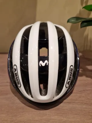 Casco Abus Airbreaker Movistar Team