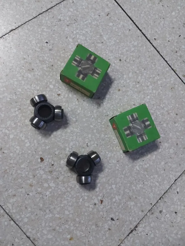 Lote 2 crucetas palier Seat Ritmo, 128, 127