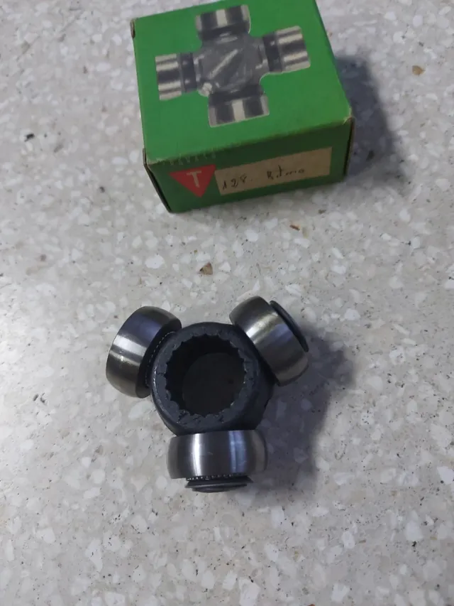 Lote 2 crucetas palier Seat Ritmo, 128, 127