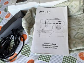 Máquina de Coser Singer Blanca