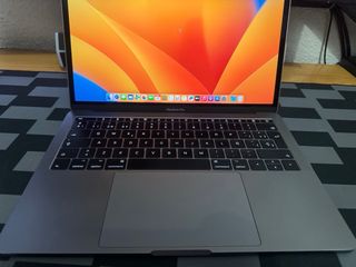 MacBook Pro Gris Espacial