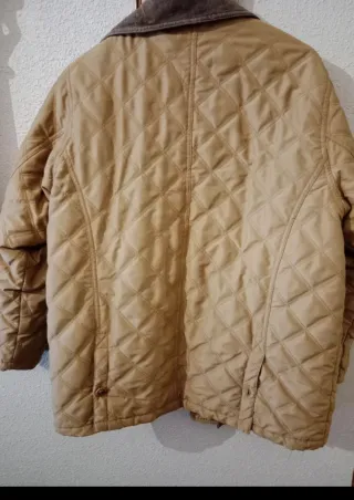 Abrigo acolchado beige talla M