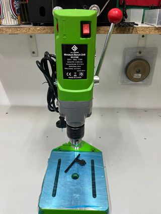 Taladro de banco BENCH DRILLING de 6 velocidades