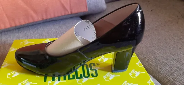 Zapato Pitillos Negro Tacón Ancho