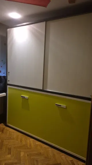 Mueble Cama y armario Blanco y pistacho