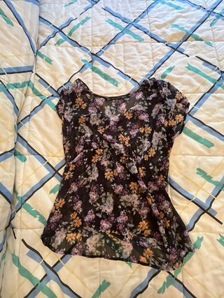 Blusa floral Zara 