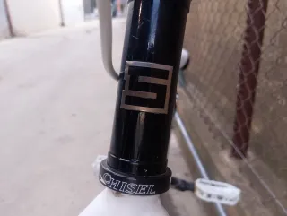 Bicicleta Dirt Saracen Amplitude 24