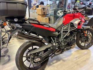BMW F 700 GS Roja
