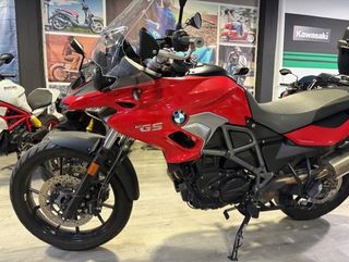 BMW F 700 GS Roja