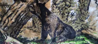 Tapiz de tela aterciopelada con osos en el bosque